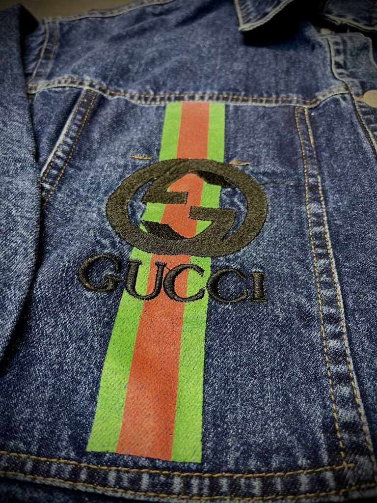 کت جین GUCCi